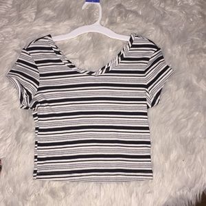 striped cropped tee